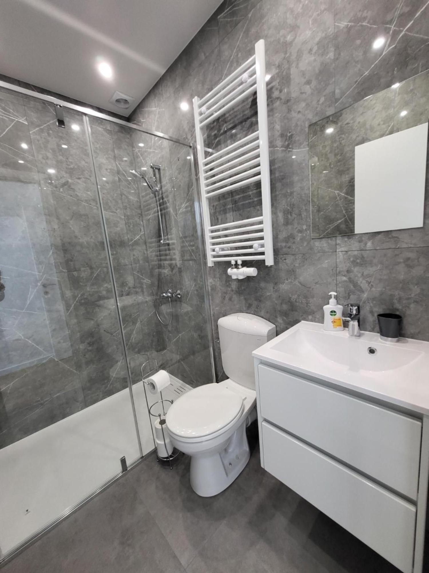 Private Rooms - European Quarter Brussels Ngoại thất bức ảnh